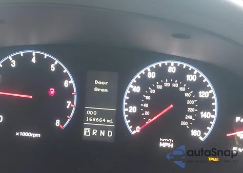 2010 Hyundai Azera Limited z USA, uszkodzony, nr VIN KMHFC4DF3AA451132